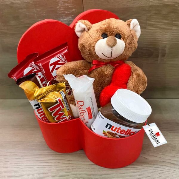 Coracao Apaixonado com pelucia e chocolates